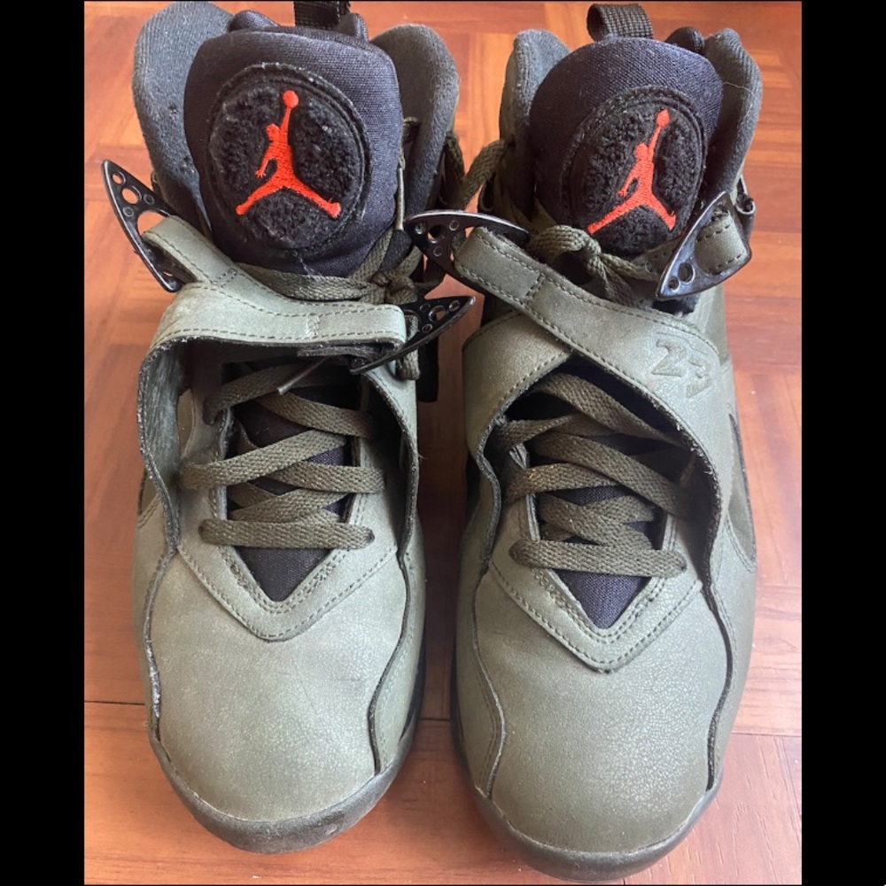 Jordan retro 8